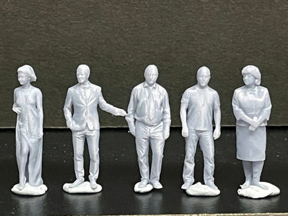 1:64 Miniature Human Figures - Resin / unpainted - great for Dioramas / Hot Wheels - Made in the USA GROUP 238 - Miniature Figures