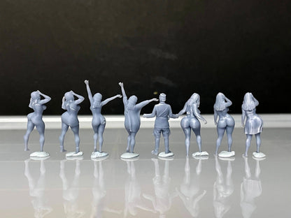 1:64 Miniature Human Figures - Resin / unpainted - great for Dioramas / Hot Wheels - Made in the USA GROUP 241 - Miniature Figures