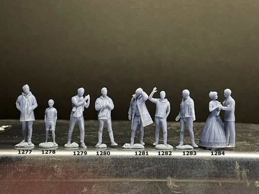 1:64 Miniature Human Figures - Resin / unpainted - great for Dioramas / Hot Wheels - Made in the USA GROUP 268 - Miniature Figures