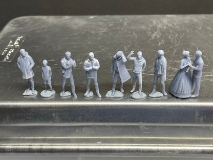 1:64 Miniature Human Figures - Resin / unpainted - great for Dioramas / Hot Wheels - Made in the USA GROUP 268 - Miniature Figures