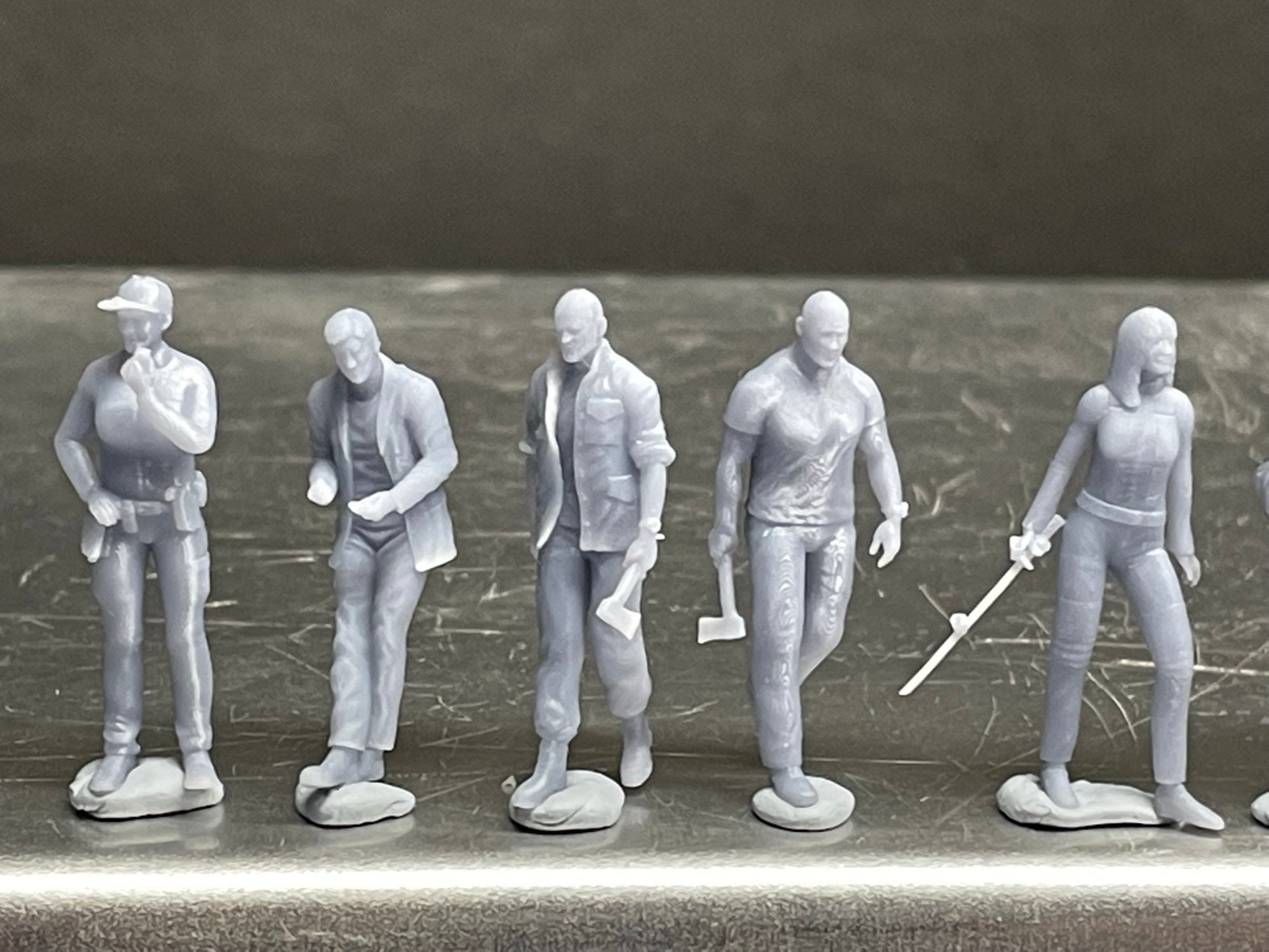 1:64 Miniature Human Figures - Resin / unpainted - great for Dioramas / Hot Wheels - Made in the USA GROUP 260 - Miniature Figures