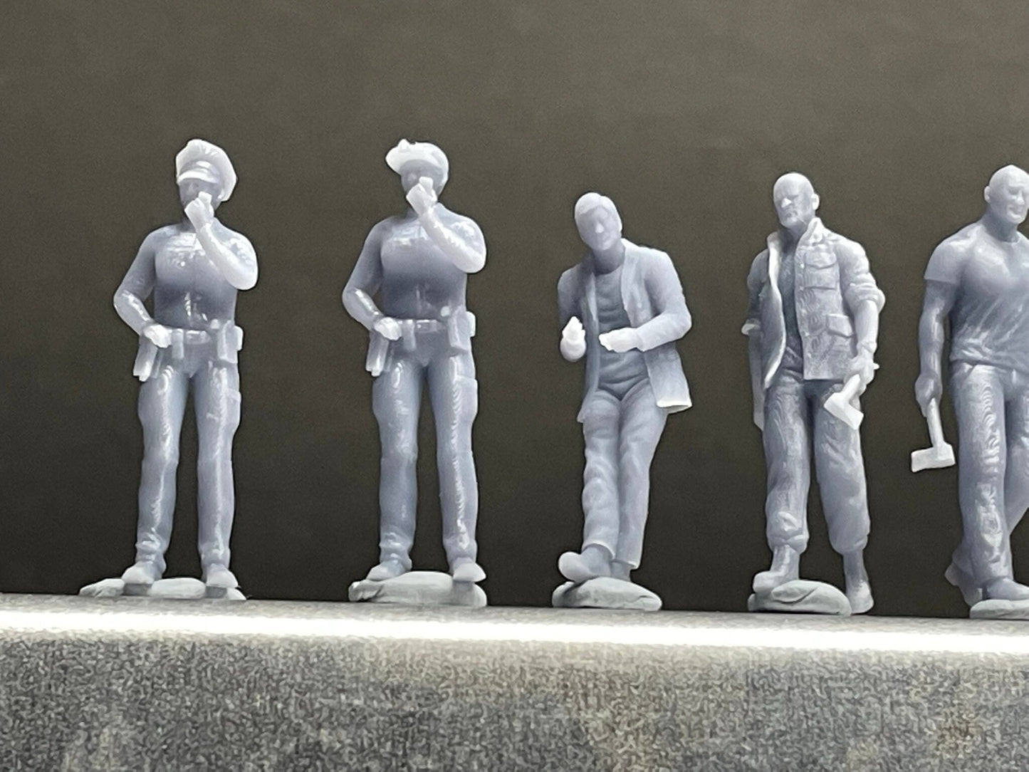 1:64 Miniature Human Figures - Resin / unpainted - great for Dioramas / Hot Wheels - Made in the USA GROUP 260 - Miniature Figures