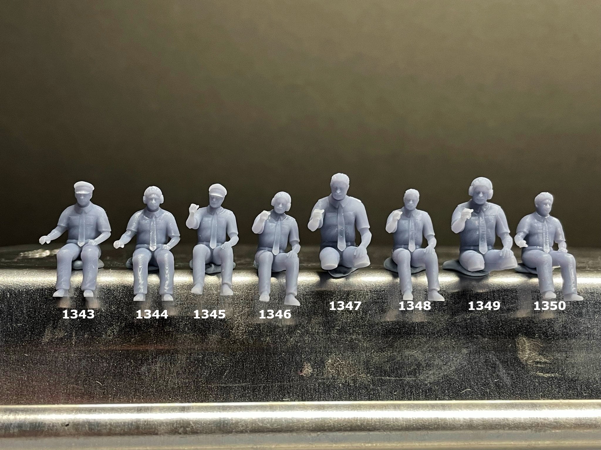 Mini Human Figure 1:64 Miniature Human Figures - Resin / unpainted - great for Dioramas ...