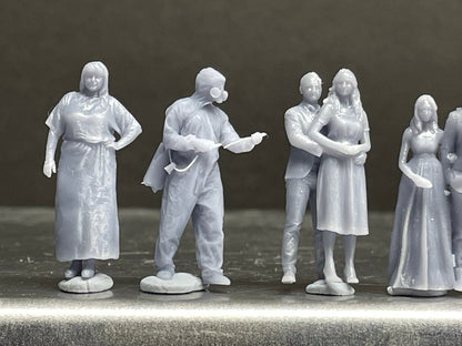 1:64 Miniature Human Figures - Resin / unpainted - great for Dioramas / Hot Wheels - Made in the USA GROUP 269 - Miniature Figures