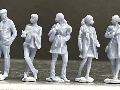 1:64 Miniature Human Figures - Resin / unpainted - great for Dioramas / Hot Wheels - Made in the USA GROUP 261 - Miniature Figures