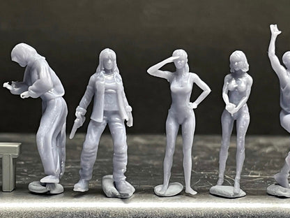 1:64 Miniature Human Figures - Resin / unpainted - great for Dioramas / Hot Wheels - Made in the USA GROUP 278 - Miniature Figures