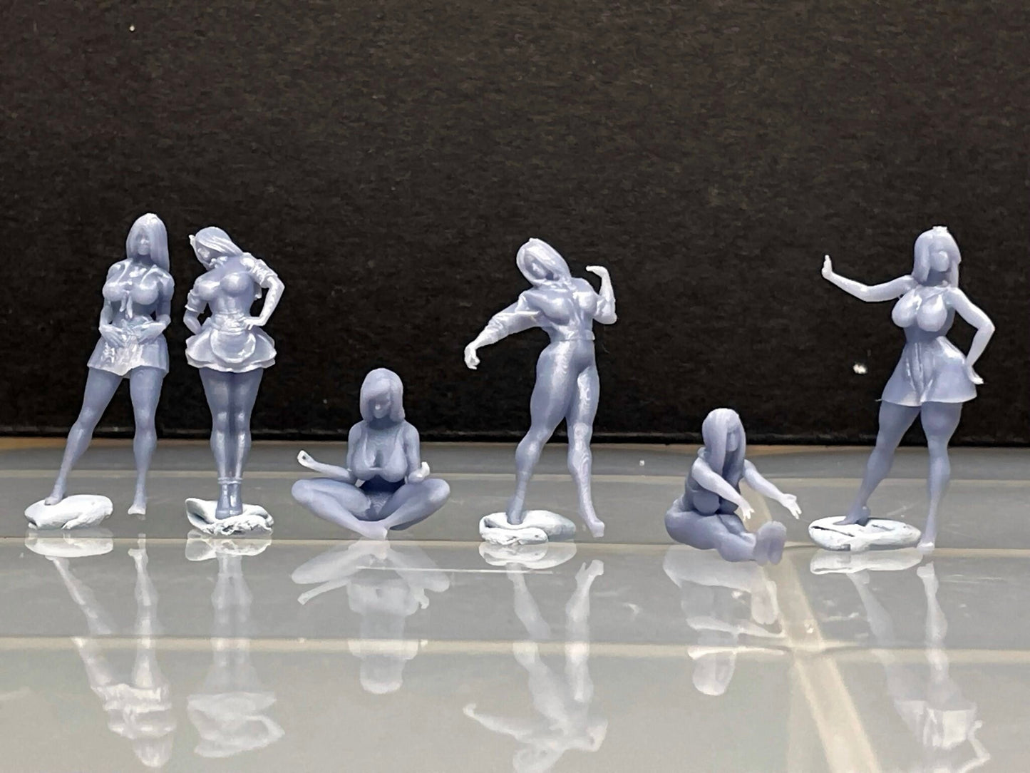 1:64 Miniature Human Figures - Resin / unpainted - great for Dioramas / Hot Wheels - Made in the USA GROUP 318 - Miniature Figures