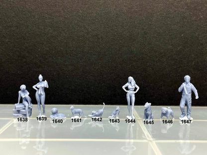 1:64 Miniature Human Figures - Resin / unpainted - great for Dioramas / Hot Wheels - Made in the USA GROUP 303 - Miniature 1.10