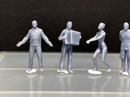 1:64 Miniature Human Figures - Resin / unpainted - great for Dioramas / Hot Wheels - Made in the USA GROUP 308 - Miniature 1.10 Inches