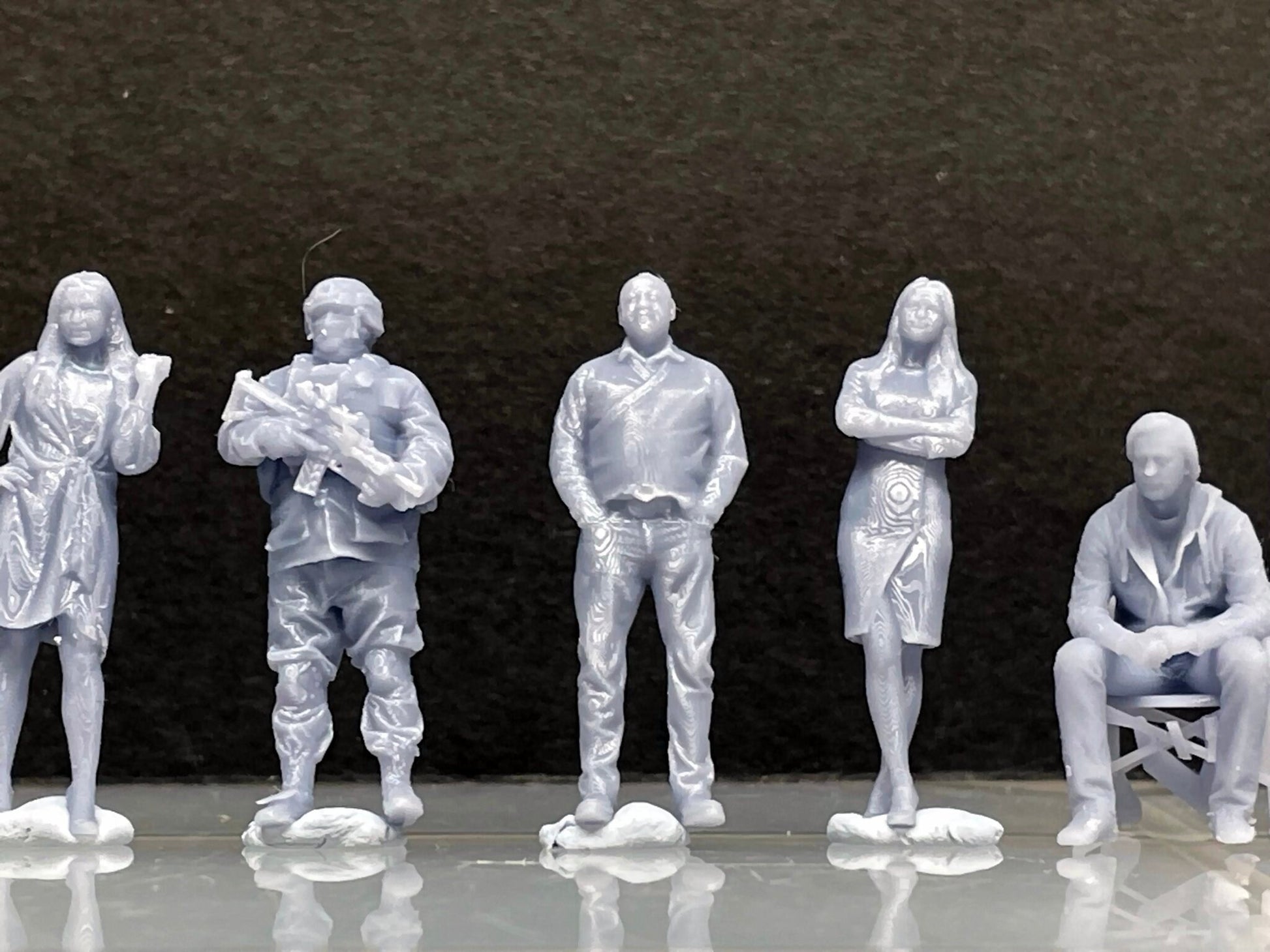 1:64 Miniature Human Figures - Resin / unpainted - great for Dioramas / Hot Wheels - Made in the USA GROUP 310 - Miniature 1.10"