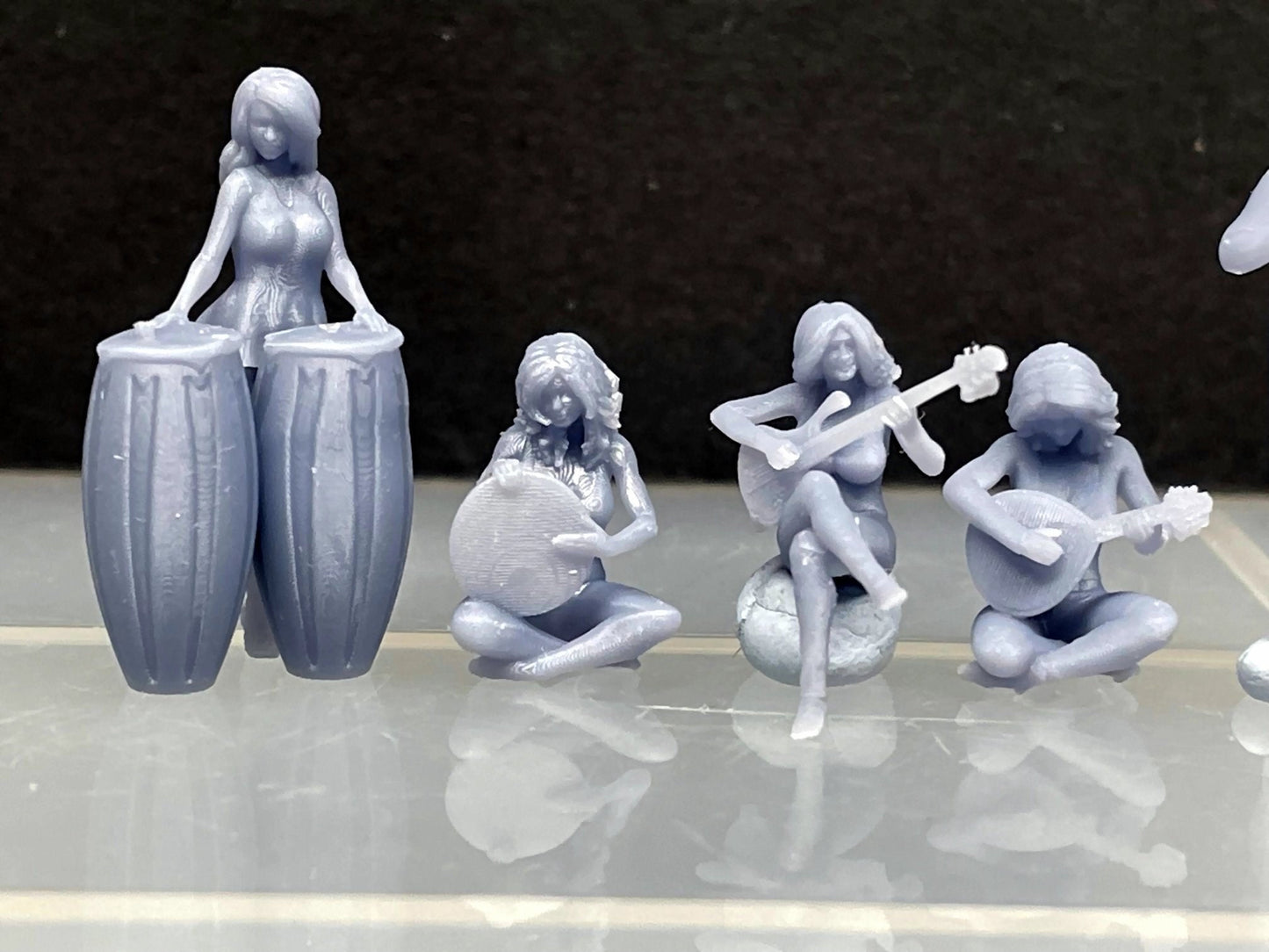 1:64 Miniature Human Figures - Resin / unpainted - great for Dioramas / Hot Wheels - Made in the USA Musicians - Miniature 1.10"