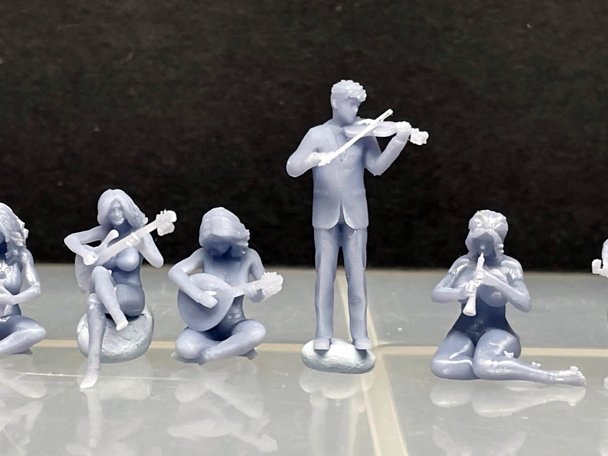 1:64 Miniature Human Figures - Resin / unpainted - great for Dioramas / Hot Wheels - Made in the USA Musicians - Miniature 1.10"