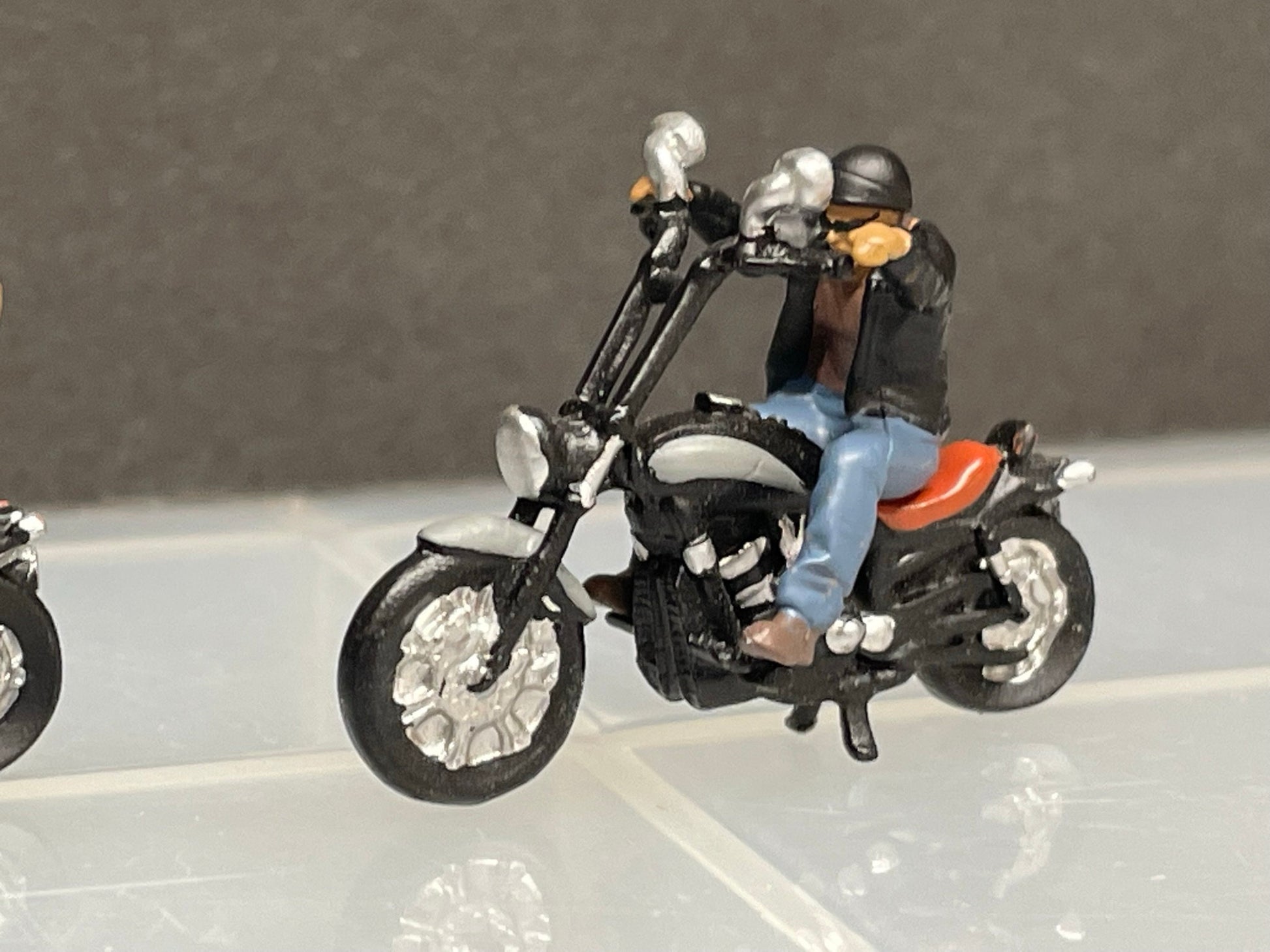 1:64 Miniature Human Figures - Diecast Metal - great for Dioramas / Hot Wheels -Bike Dudez with their Choppers SET - Miniature Figures