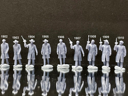 1:64 Miniature Human Figures - Resin / unpainted - great for Dioramas / Hot Wheels - Made in the USA LOT 509 - Miniature 1.10"