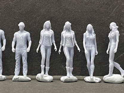 1:64 Miniature Human Figures - Resin / unpainted - great for Dioramas / Hot Wheels - Made in the USA Fast & Furious - Miniature 1.10"