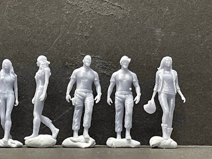 1:64 Miniature Human Figures - Resin / unpainted - great for Dioramas / Hot Wheels - Made in the USA Fast & Furious - Miniature 1.10"