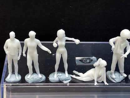 1:64 Miniature Human Figures - Resin / unpainted - great for Dioramas / Hot Wheels - Made in the USA LOT 512 - Miniature 1.10"