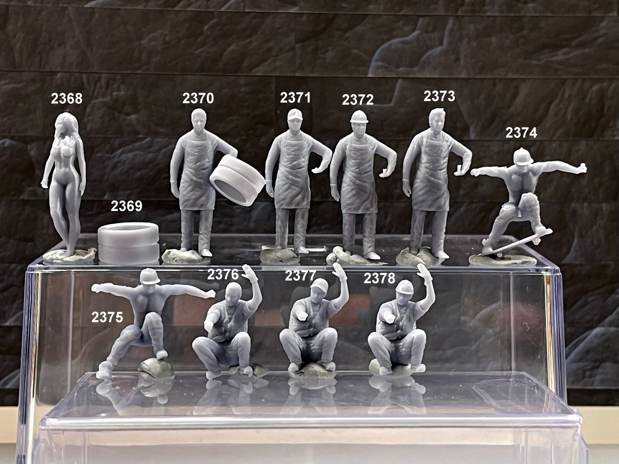 Single Mini Human 1:64 Miniature Human Figures - Resin / unpainted - great for Dioramas ...