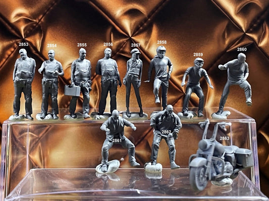 1:64 Miniature Human Figures - Resin / unpainted - great for Dioramas Hot Wheels - Made in the USA LOT 577 - Miniature 1.10"