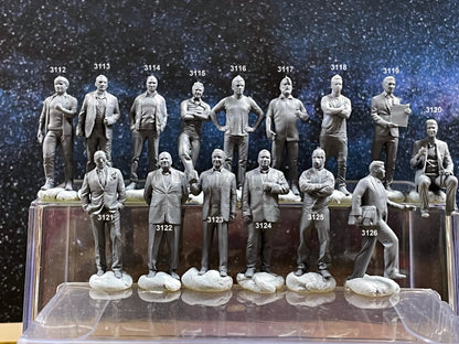 1:64 Miniature Human Figures - Resin / unpainted - great for Dioramas Hot Wheels - Made in the USA LOT 470 - Miniature 1.10
