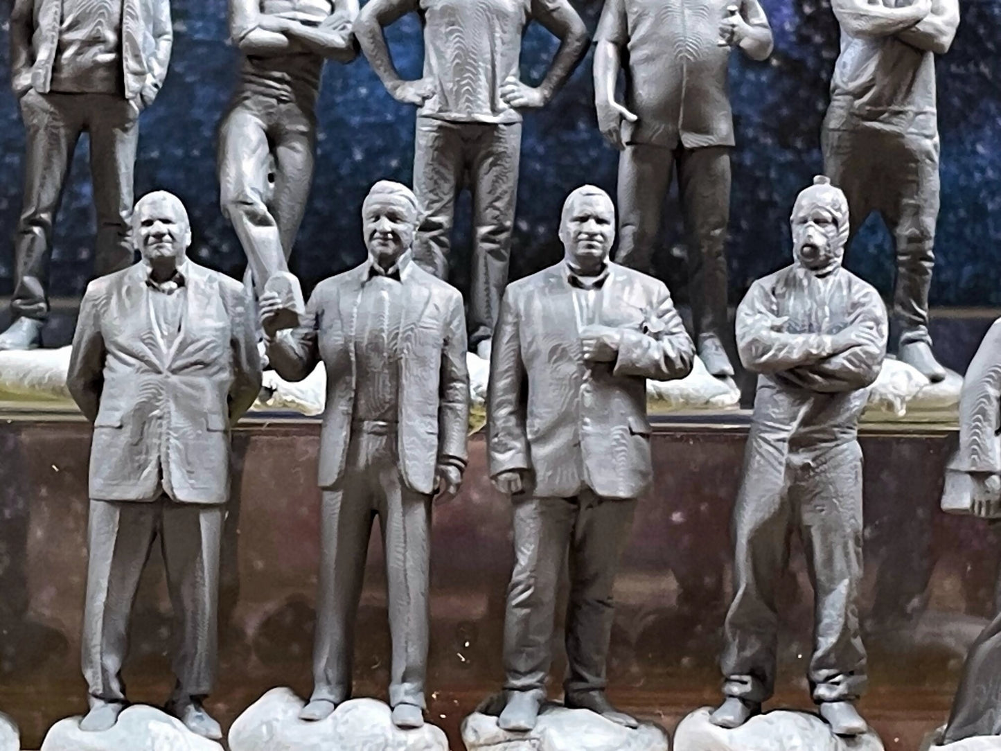 1:64 Miniature Human Figures - Resin / unpainted - great for Dioramas Hot Wheels - Made in the USA LOT 470 - Miniature 1.10