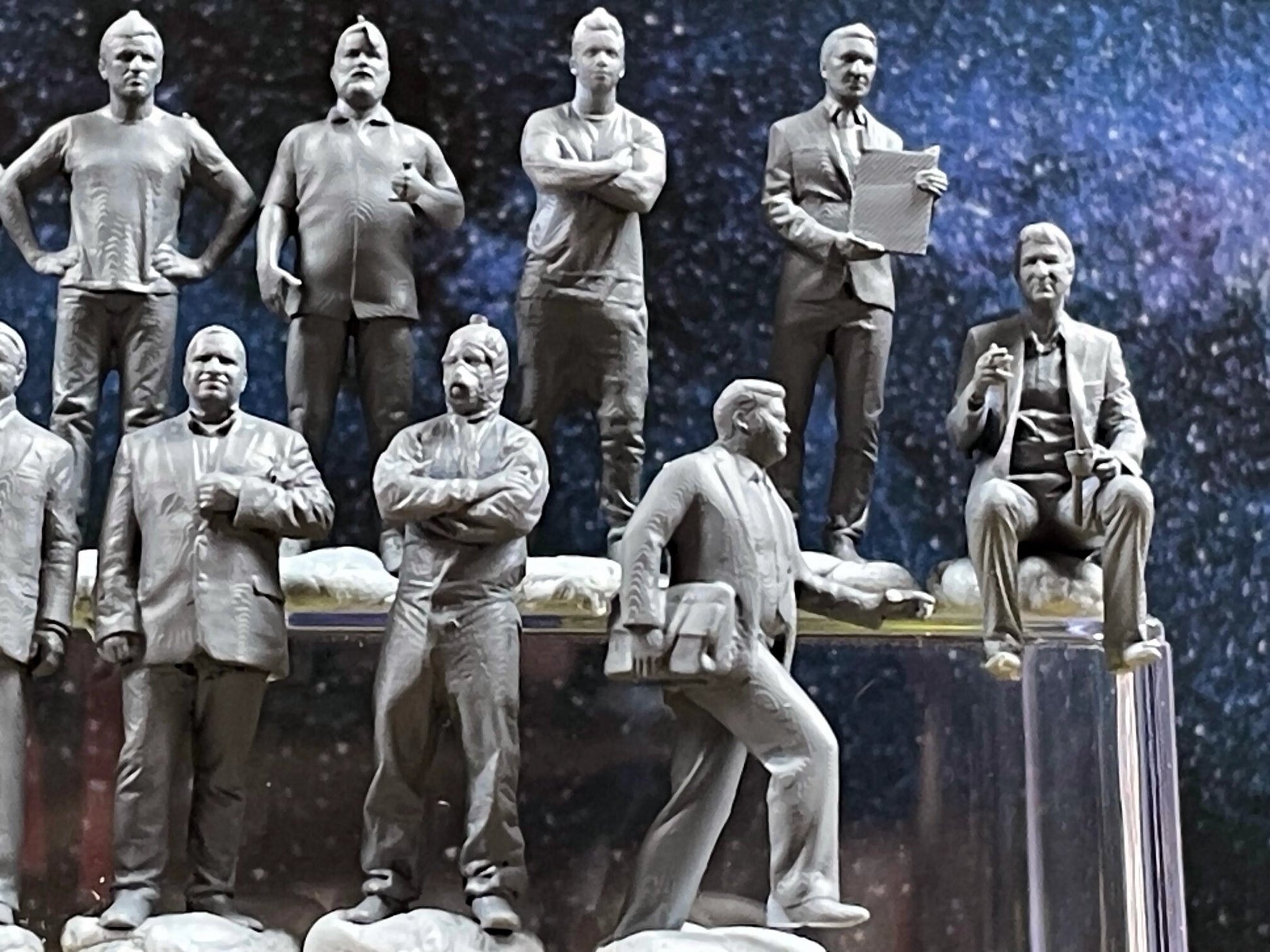 1:64 Miniature Human Figures - Resin / unpainted - great for Dioramas Hot Wheels - Made in the USA LOT 470 - Miniature 1.10