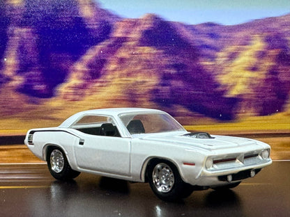 1-64 Scale / S-Scale 1970 Plymouth HEMI Cuda- Great For Dioramas & Diecast Photography (GL)