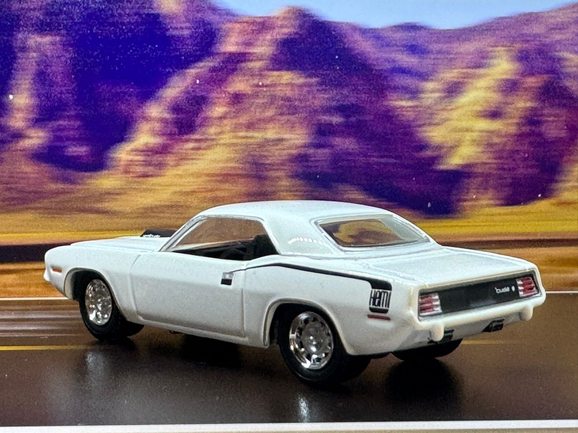 1-64 Scale / S-Scale 1970 Plymouth HEMI Cuda- Great For Dioramas & Diecast Photography (GL)