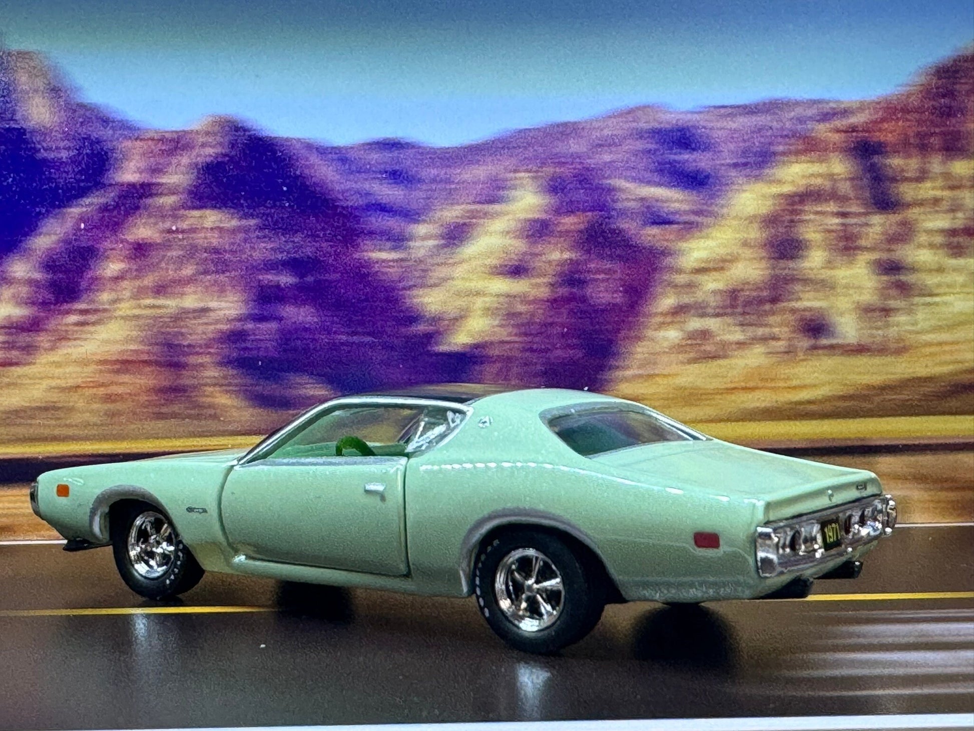 1-64 Scale / S-Scale 1971 Dodge Charger SE 383 - Great For Dioramas & Diecast Photography (M2)