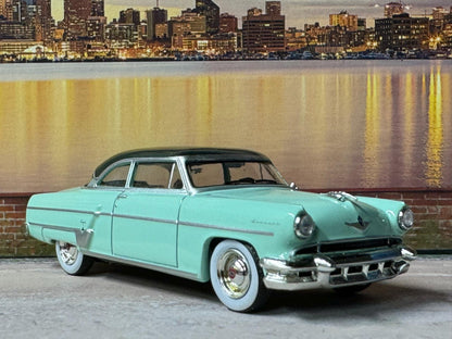 1-64 Scale / S-Scale 1954 Lincoln Capri Parklane Green- Great For Dioramas & Diecast Photography (MiniGT)