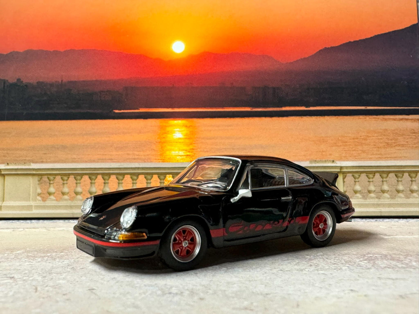 1-64 Scale / S-Scale Porsche 911 Carrera RS 2.7- Great For Dioramas & Diecast Photography (MiniGT)