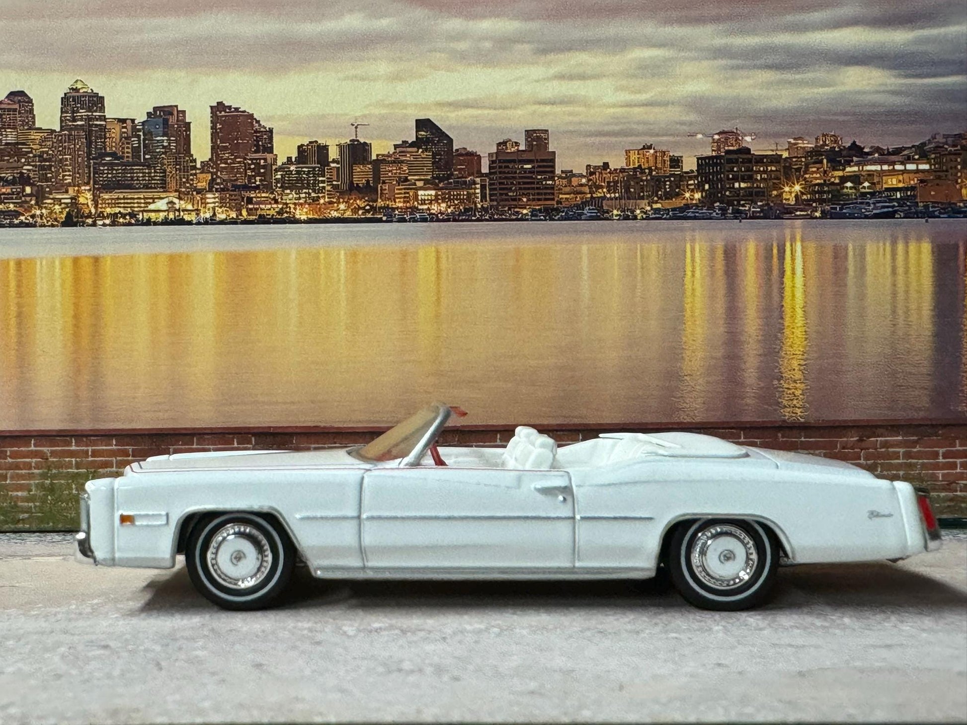 1-64 Scale / S-Scale 1976 Cadillac Eldorado Convertible - Great For Dioramas & Diecast Photography (GL)