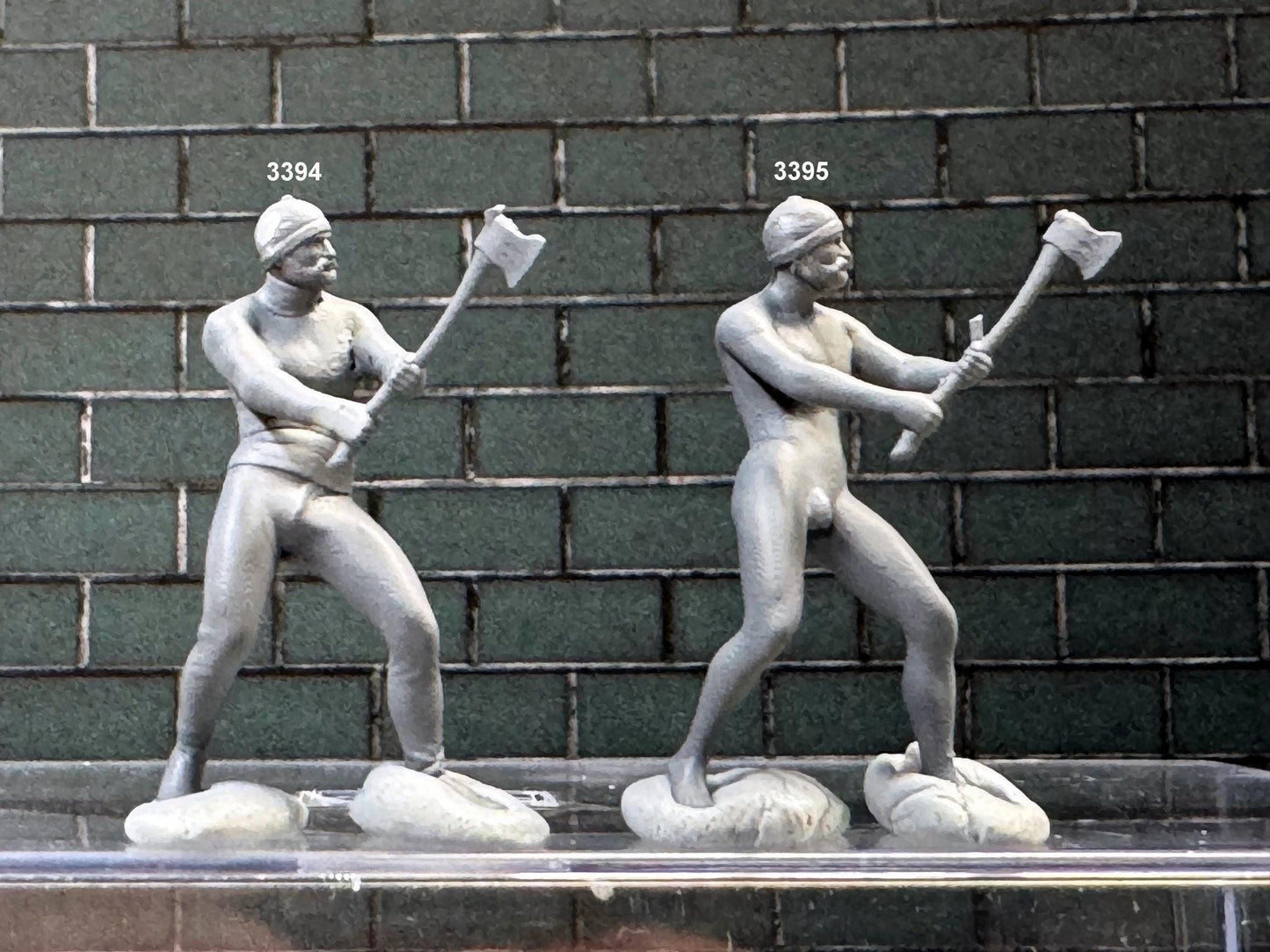 1:64 Miniature Human Figures - Resin / unpainted - great for Dioramas Hot Wheels - Made in the USA LOT 337 - Miniature 1.10
