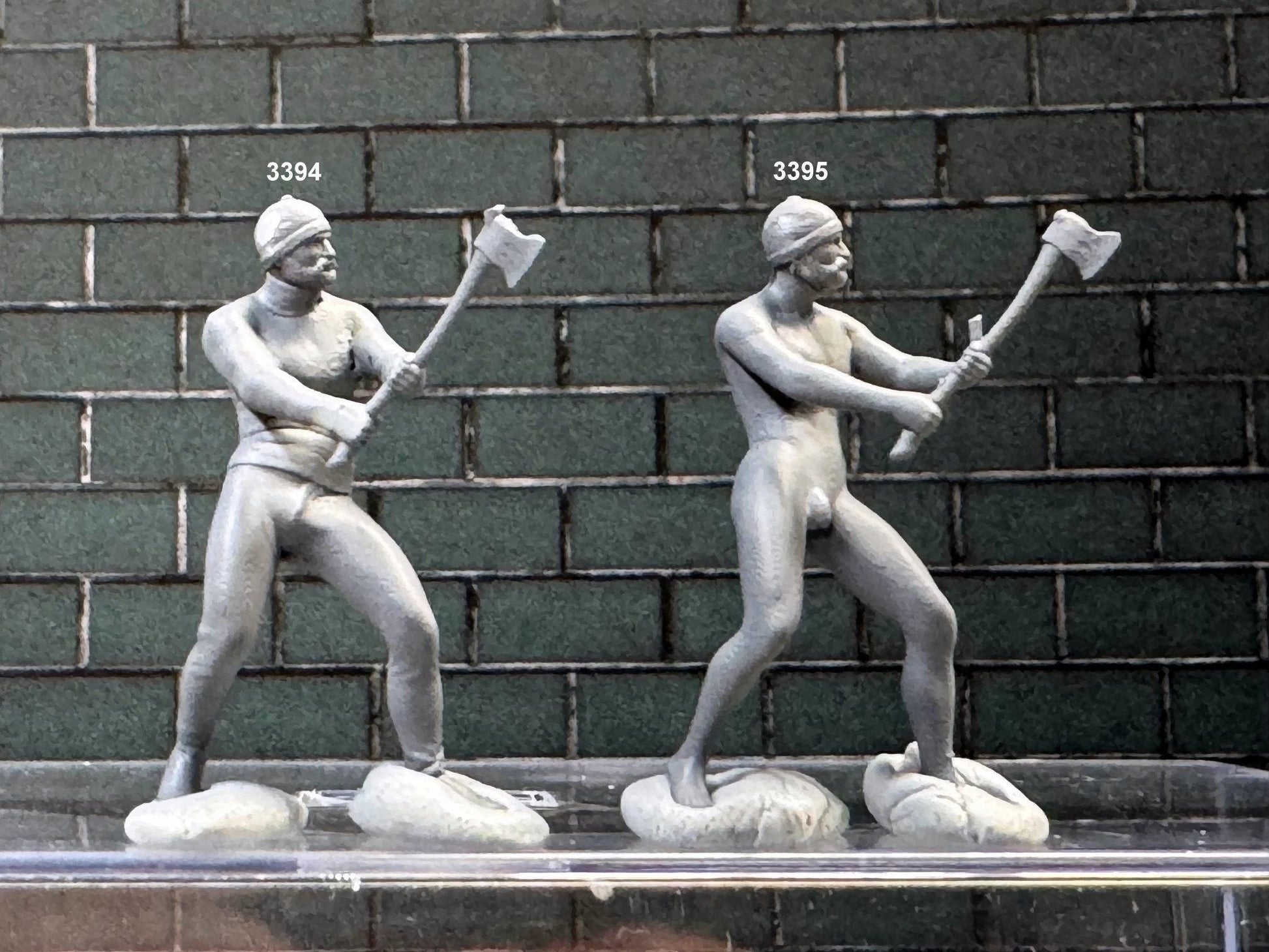 1:64 Miniature Human Figures - Resin / unpainted - great for Dioramas Hot Wheels - Made in the USA LOT 337 - Miniature 1.10