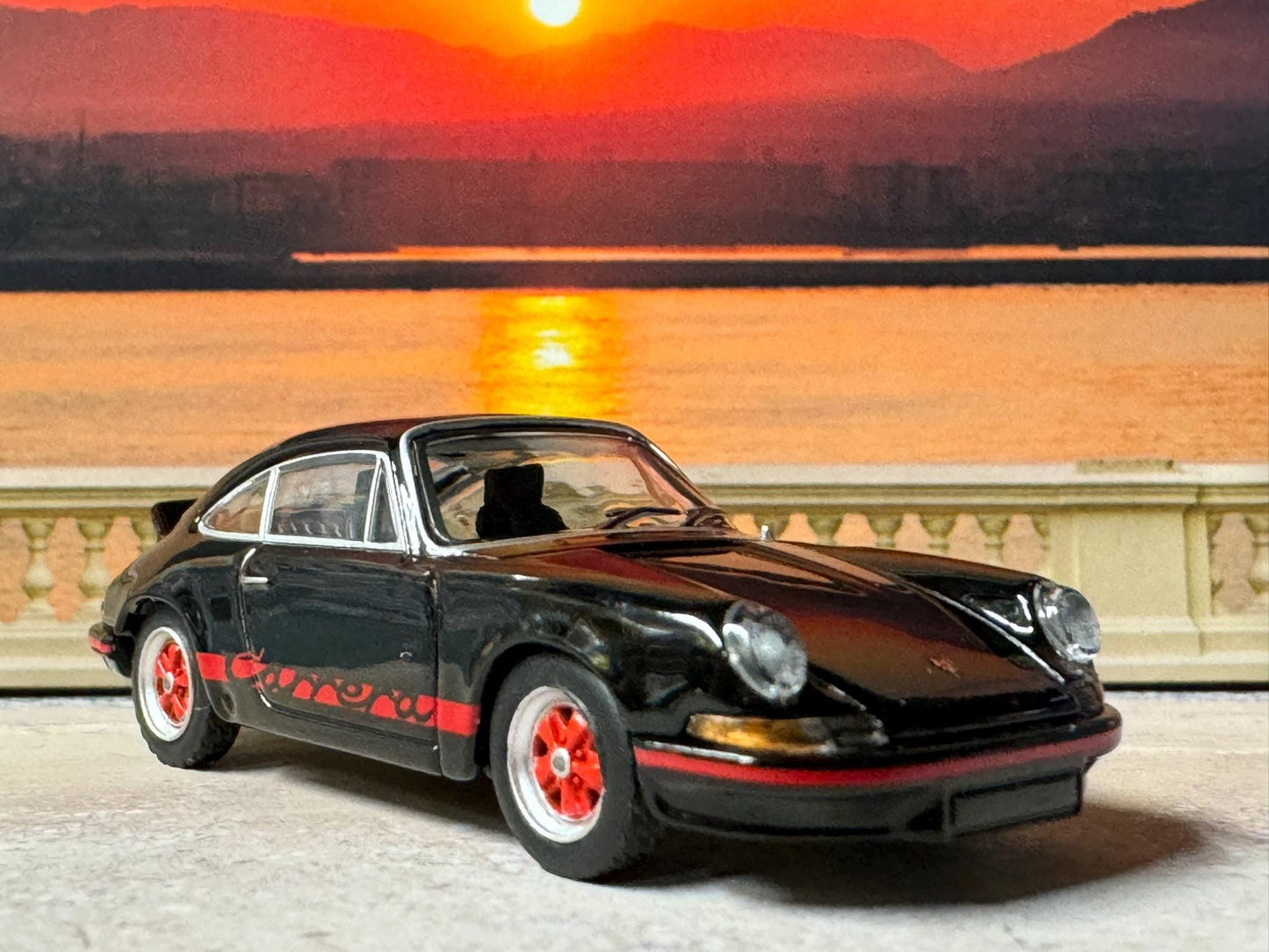 1-64 Scale / S-Scale Porsche 911 Carrera RS 2.7- Great For Dioramas & Diecast Photography (MiniGT)