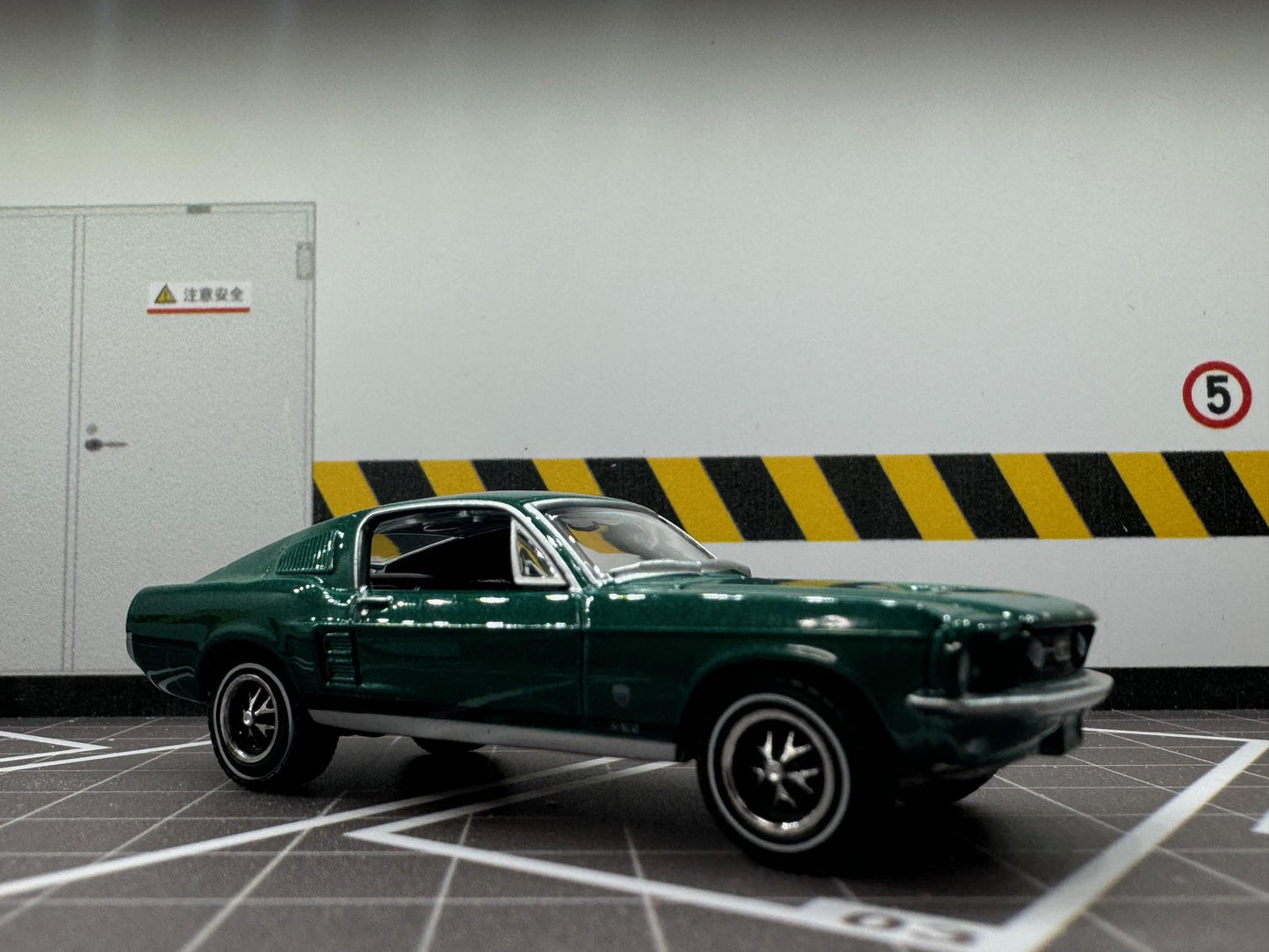 1-64 Scale / S-Scale 1967 Ford Mustang GT in 2 Colors - Great For Dioramas & Diecast Photography (GL)