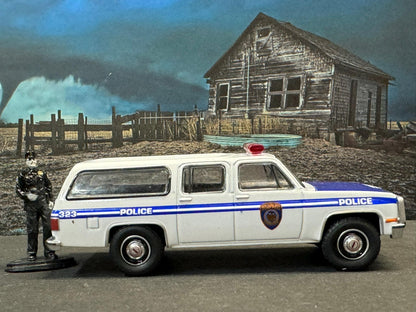 1-64 Scale / S-Scale 1985 GMC Suburban 2500 with Police- Great For Dioramas & Diecast Photography (GL)