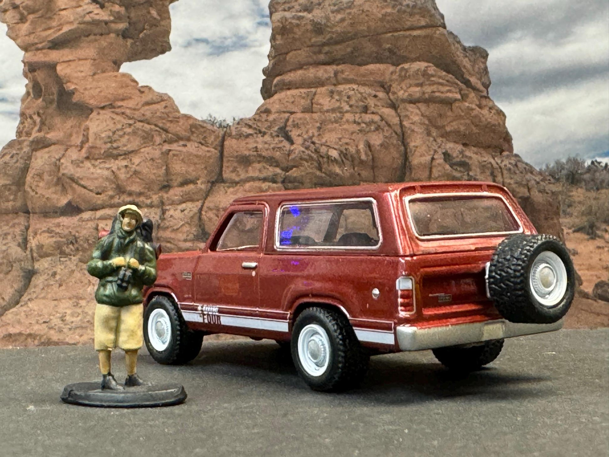 1-64 Scale / S-Scale 1978 Plymouth Trail Duster with Backpacker - Great For Dioramas & Diecast Photography (GL)