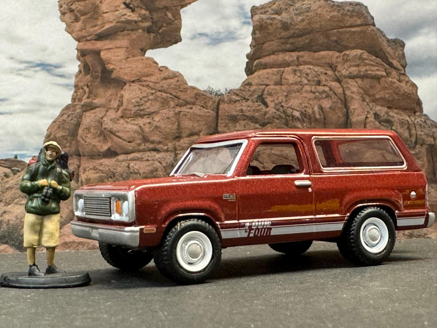 1-64 Scale / S-Scale 1978 Plymouth Trail Duster with Backpacker - Great For Dioramas & Diecast Photography (GL)