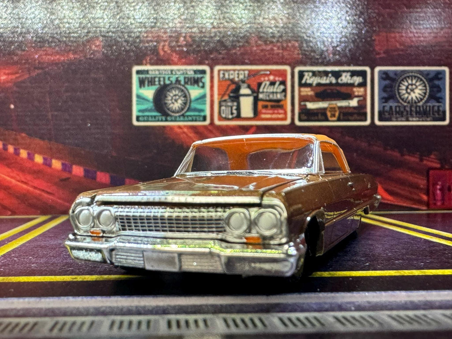 1-64 Scale / S-Scale 1963 Chevrolet Impala Convertible - Great For Dioramas & Diecast Photography (GL)