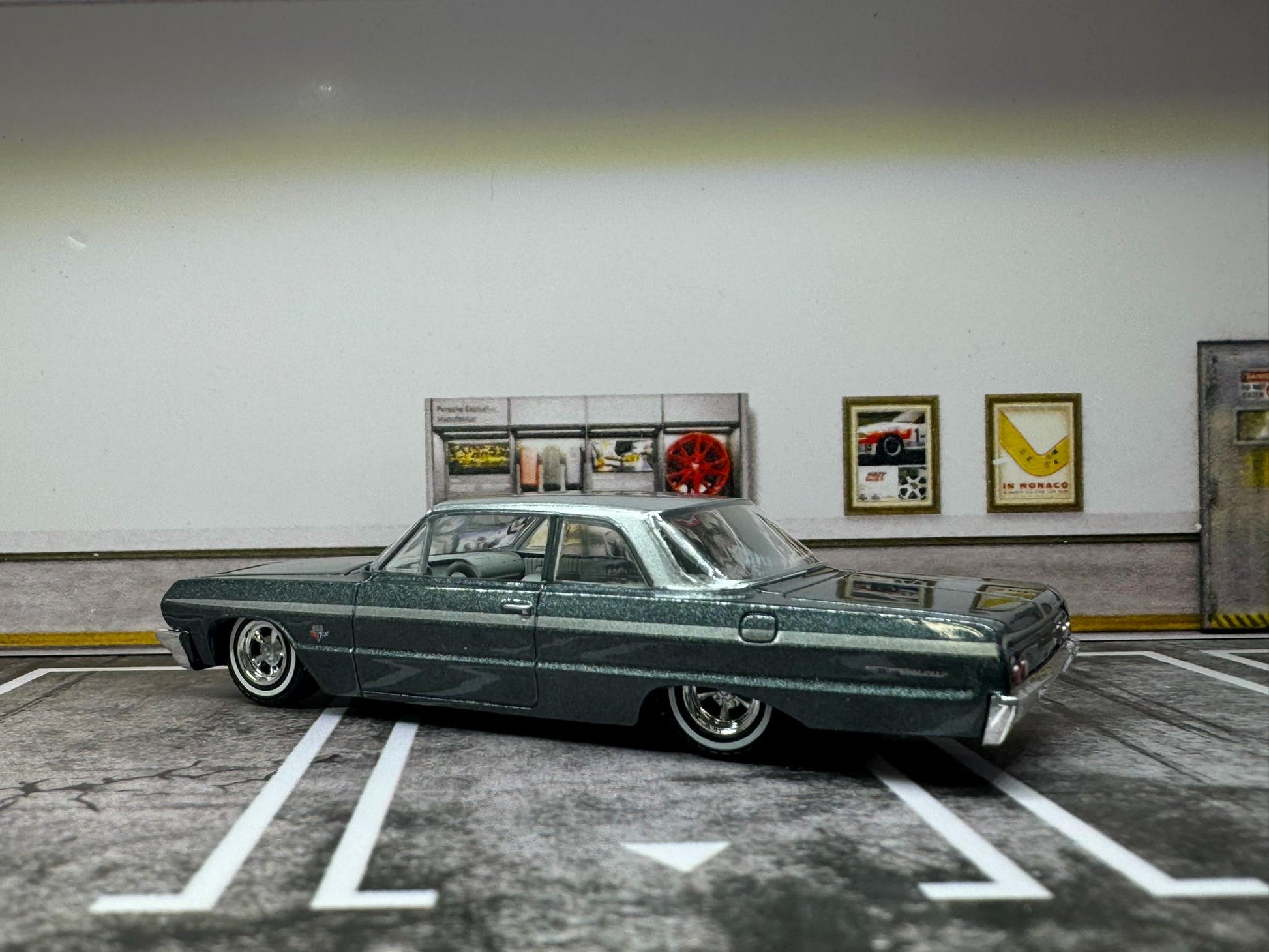 1-64 Scale / S-Scale 1964 Chevrolet Bel Air - Great For Dioramas & Diecast Photography (GL)