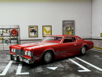 1-64 Scale / S-Scale 1973 Ford Thunderbird - Great For Dioramas & Diecast Photography (GL)