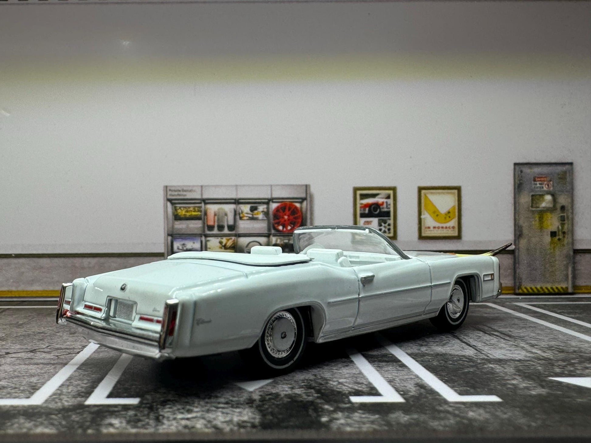 1-64 Scale / S-Scale 1976 Cadillac Eldorado Convertible with Bull Hood Ornament - Great For Dioramas & Diecast Photography (GL)