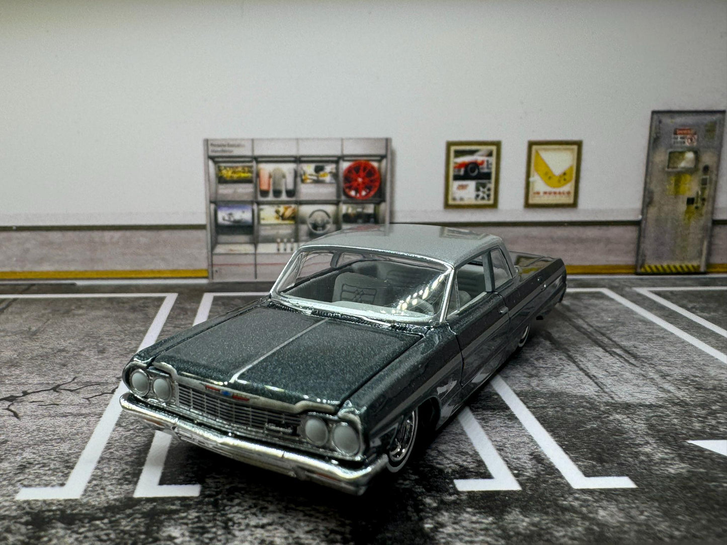 1-64 Scale / S-Scale 1964 Chevrolet Bel Air - Great For Dioramas & Diecast Photography (GL)