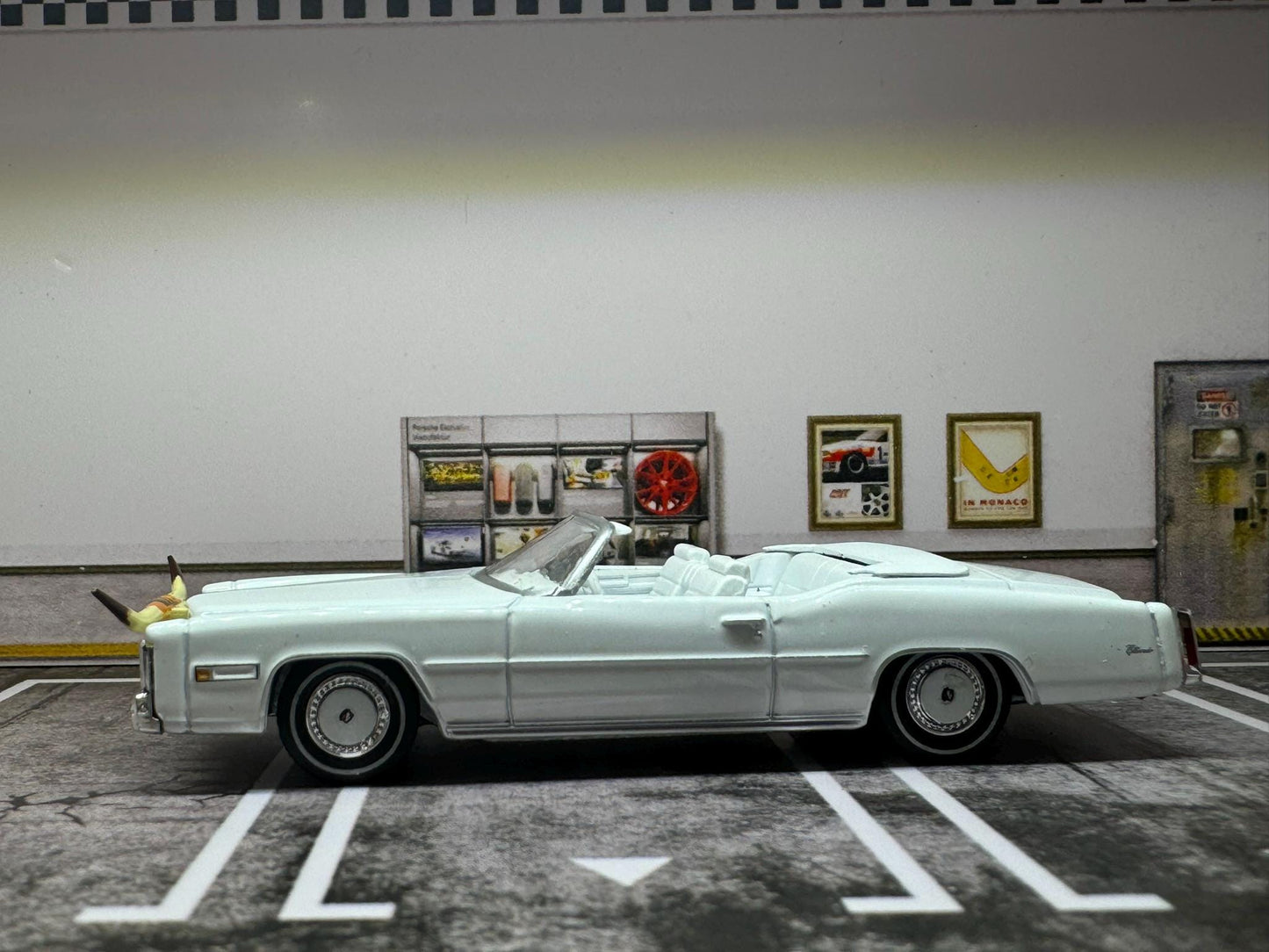 1-64 Scale / S-Scale 1976 Cadillac Eldorado Convertible with Bull Hood Ornament - Great For Dioramas & Diecast Photography (GL)