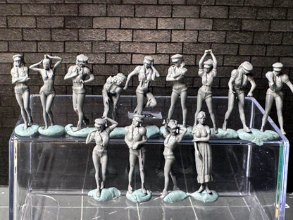 1:64 Miniature Human Figures - Resin / unpainted - great for Dioramas Hot Wheels - Made in the USA LOT 618 - Miniature 1.10