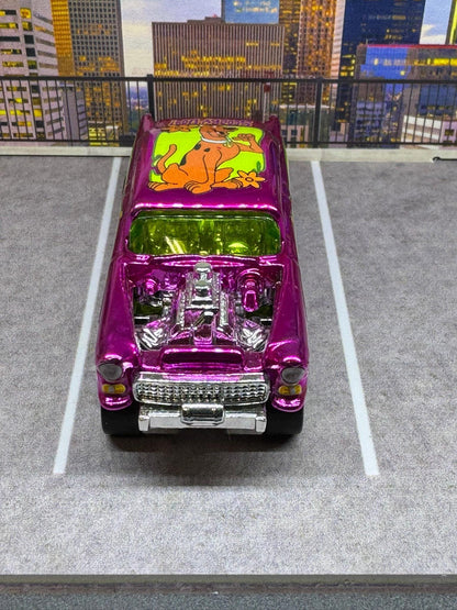 1-64 Scale / S-Scale Custom Hydrochromed 1955 Chevy Gasser Candy Magenta with Real Riders - Scooby Doo