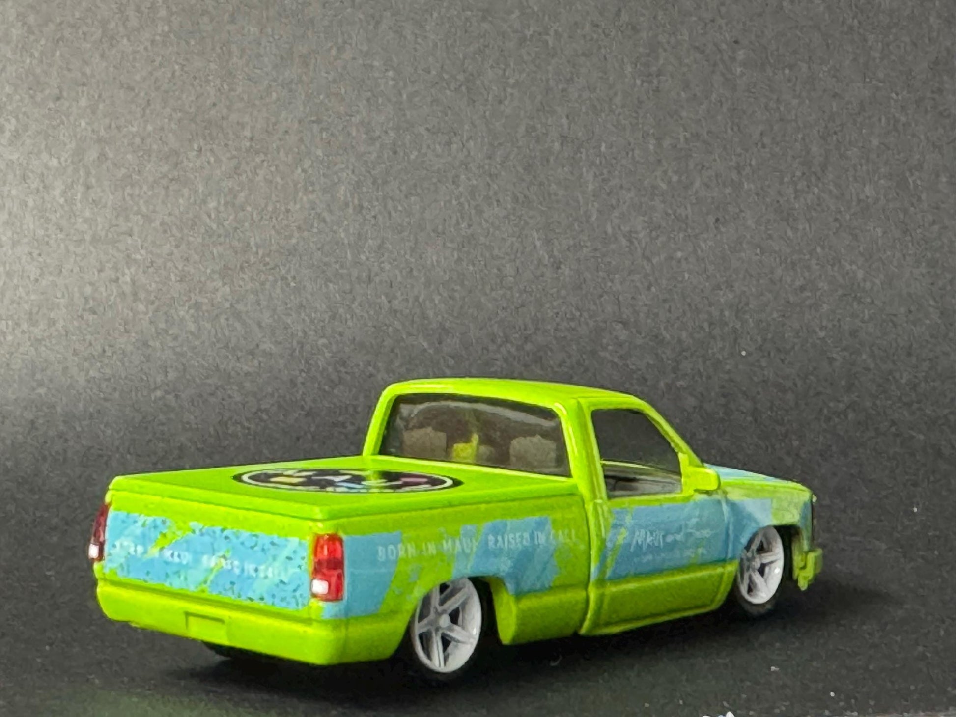 1-64 Scale / S-Scale 1990 Chevy C1500 Silverado - Great For Dioramas & Diecast Photography (M2)