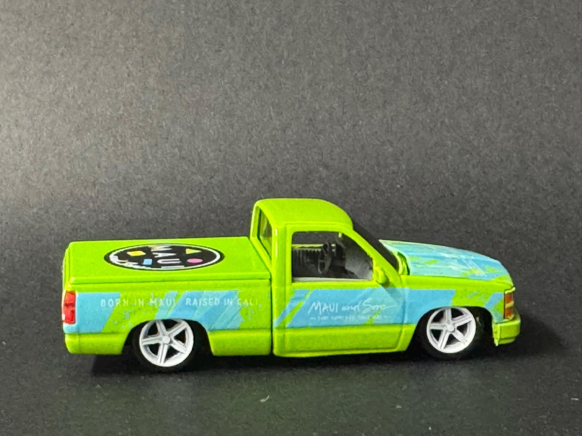 1-64 Scale / S-Scale 1990 Chevy C1500 Silverado - Great For Dioramas & Diecast Photography (M2)