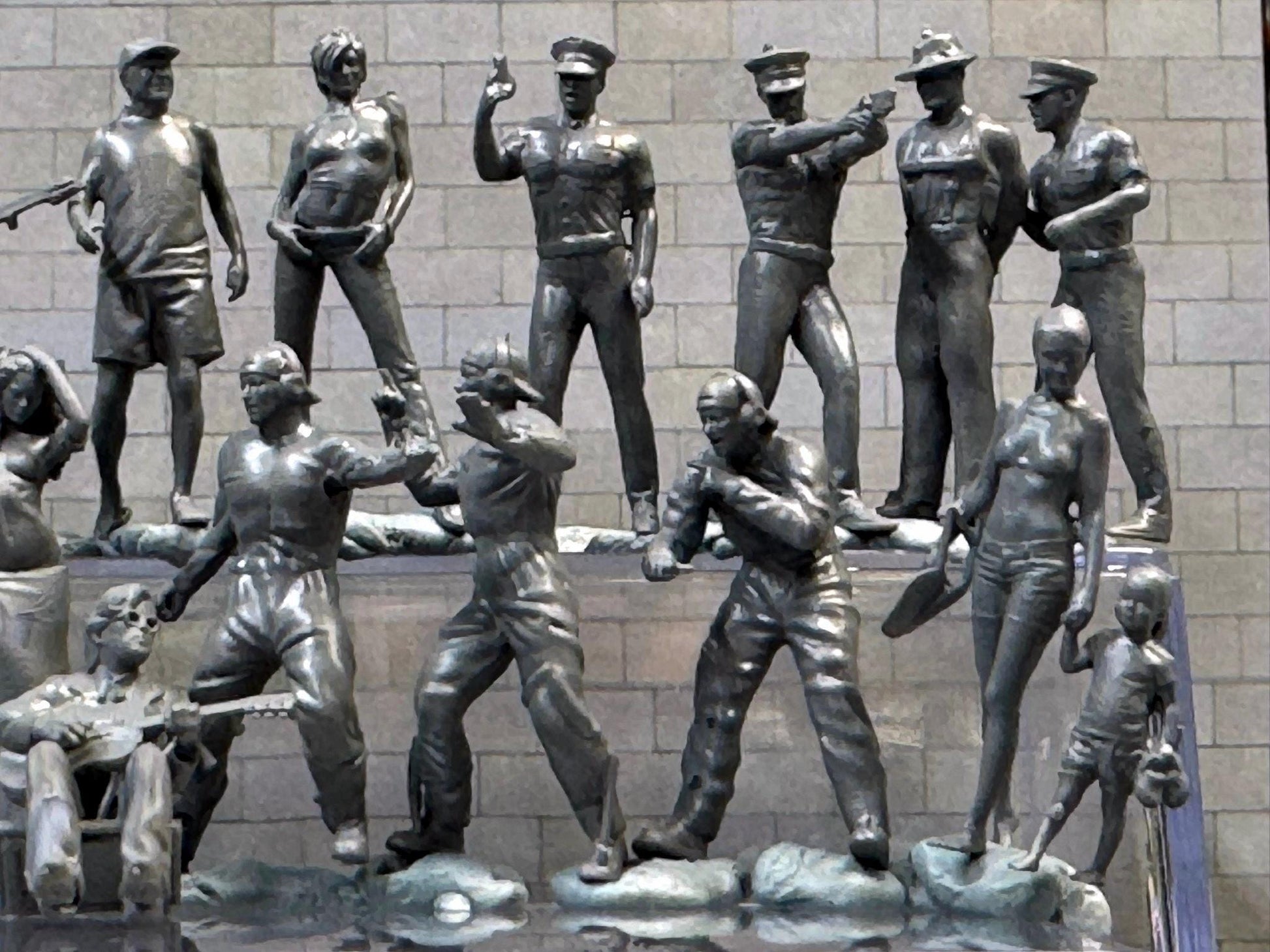 Double G 1:64 Miniature Human Figures - Unpainted - great for Dioramas - Made in the USA LOT 604 Miniature 1.10